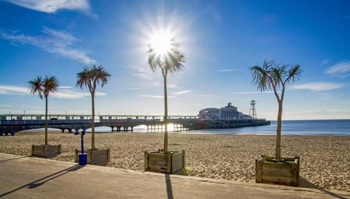 1 Bed Apartment With Terrace & Off-Road Parking Bournemouth